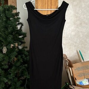 Windsor Classic Black Midi Dress